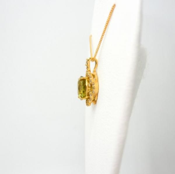 スフェーン ダイヤモンドネックレス SH 1.86ct D 0.19ct 45cm スフェーン ダイヤモンドネックレス SH 1.86ct D 0.19ct 45cm