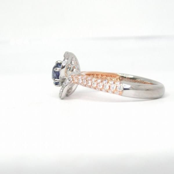ベニトアイト ダイヤモンドリング BI 0.77ct D 0.79ct Pt900 ベニトアイト ダイヤモンドリング BI 0.77ct D 0.79ct Pt900