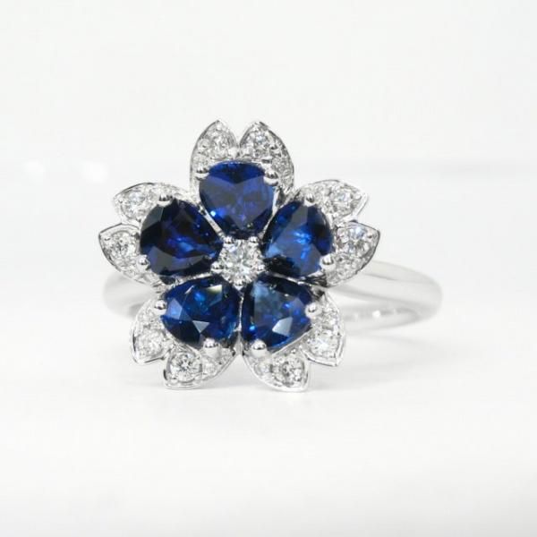 サファイア ダイヤモンドフラワーモチーフリング SA 1.67ct D サファイア ダイヤモンドフラワーモチーフリング SA 1.67ct D