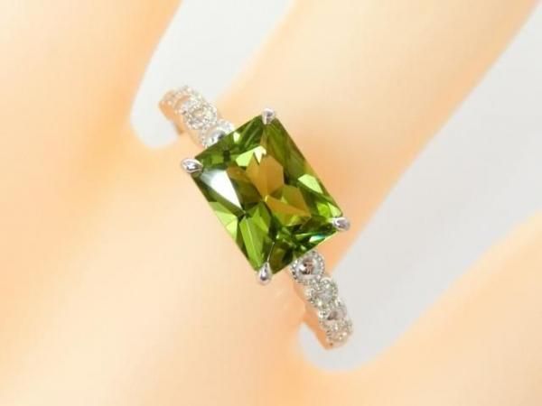 ペリドット ダイヤモンドリング PE 1.64ct D 0.05ct Pt900 日独宝石