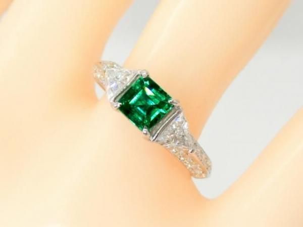 コロンビア産エメラルド ダイヤモンドリング EM 0.71ct F-1 D