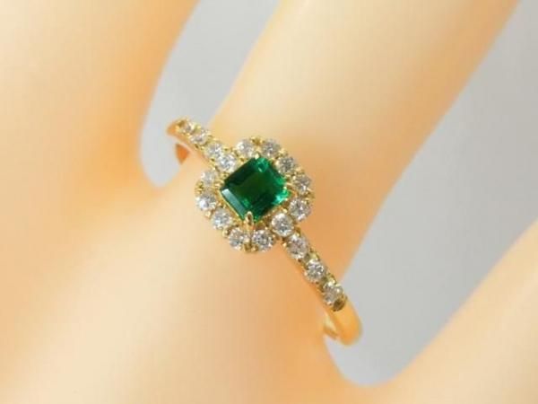 エメラルドダイヤモンド リング エメラルドカットダイヤモンドリング(プラチナ): かがよい