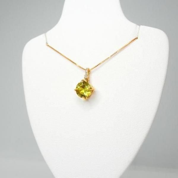 銀座ベルエトワール 天然石　スフェーンネックレス 鑑別書付き 銀座ベルエトワール 天然石 スフェーンネックレス 鑑別書付き