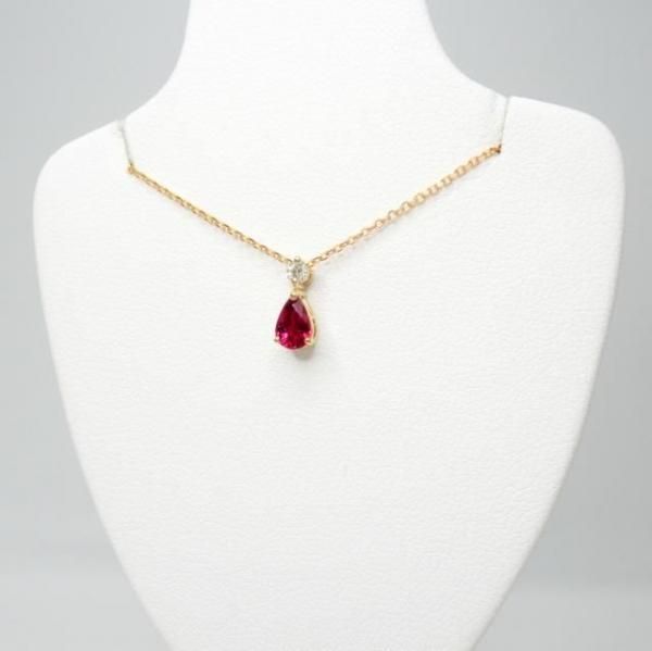 スターカットルビーとダイヤモンドネックレス 非加熱ルビー ペアシェイプダイヤモンドネックレス R 1.22ct D