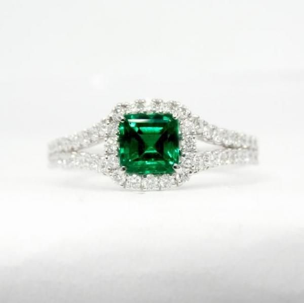 コロンビア産エメラルド ダイヤモンドリング EM 0.52ct F-1 D 0.35ct