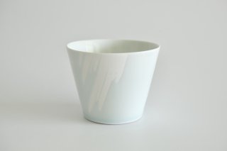 竜山窯　五嶋竜也　青白磁蕎麦猪口 / Blue porcelain cup ( Soba choko )
