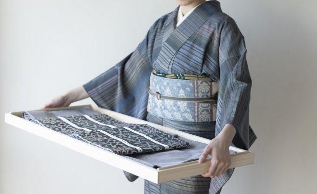桐の着物入箱 桐衣装箱 5段 キャスター付き 衣装ケース 桐ケース 押入れ収納