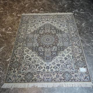 ペルシャ絨毯 Mサイズ(172cm×122cm) ナイン産 A145