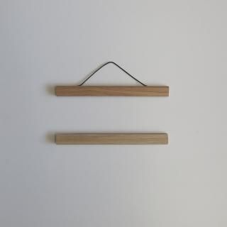 poster hanger  - tiny