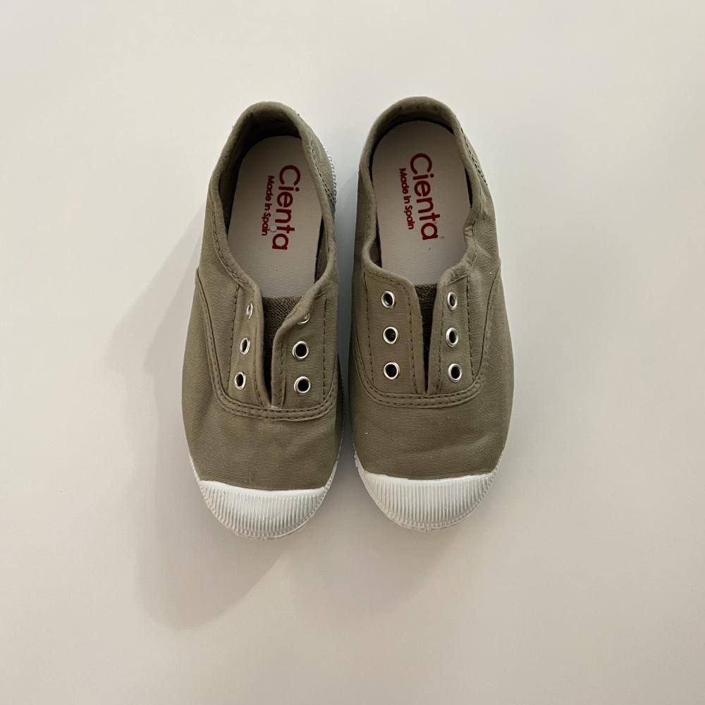 <img class='new_mark_img1' src='https://img.shop-pro.jp/img/new/icons14.gif' style='border:none;display:inline;margin:0px;padding:0px;width:auto;' />deck shoes - cemento