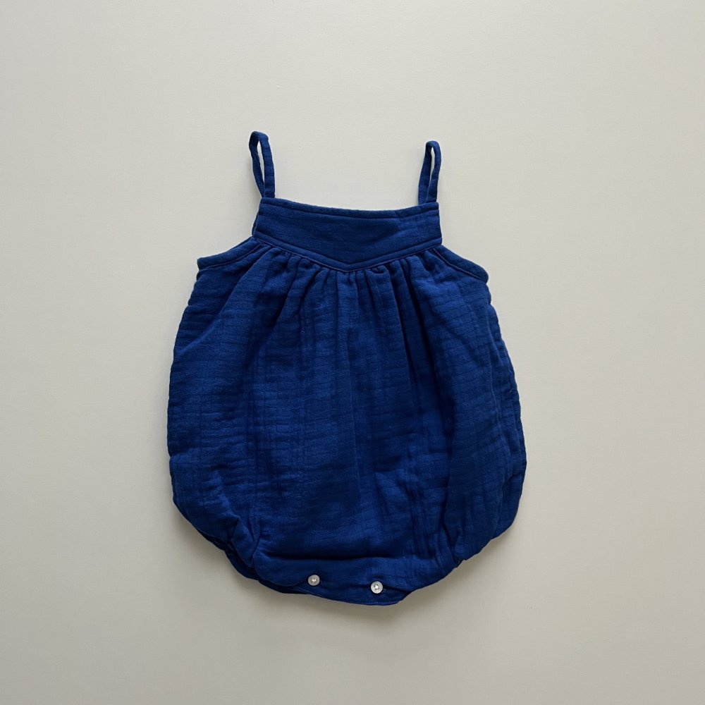 <img class='new_mark_img1' src='https://img.shop-pro.jp/img/new/icons14.gif' style='border:none;display:inline;margin:0px;padding:0px;width:auto;' />Cecilia onesie - blue