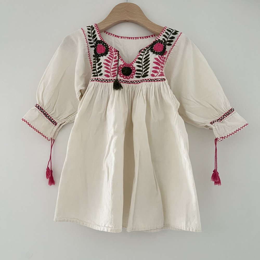 <img class='new_mark_img1' src='https://img.shop-pro.jp/img/new/icons14.gif' style='border:none;display:inline;margin:0px;padding:0px;width:auto;' />used embroidery tunic - 6
