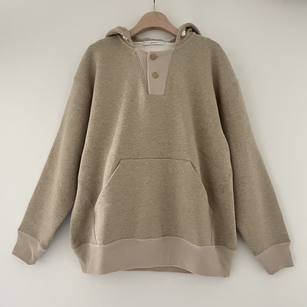 <img class='new_mark_img1' src='https://img.shop-pro.jp/img/new/icons20.gif' style='border:none;display:inline;margin:0px;padding:0px;width:auto;' />hoody sweat - beige - 40%off