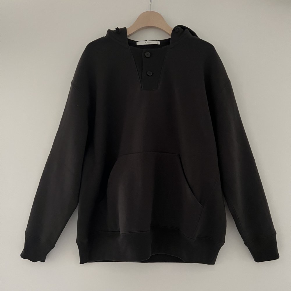 <img class='new_mark_img1' src='https://img.shop-pro.jp/img/new/icons20.gif' style='border:none;display:inline;margin:0px;padding:0px;width:auto;' />hoody sweat - black - 40%off