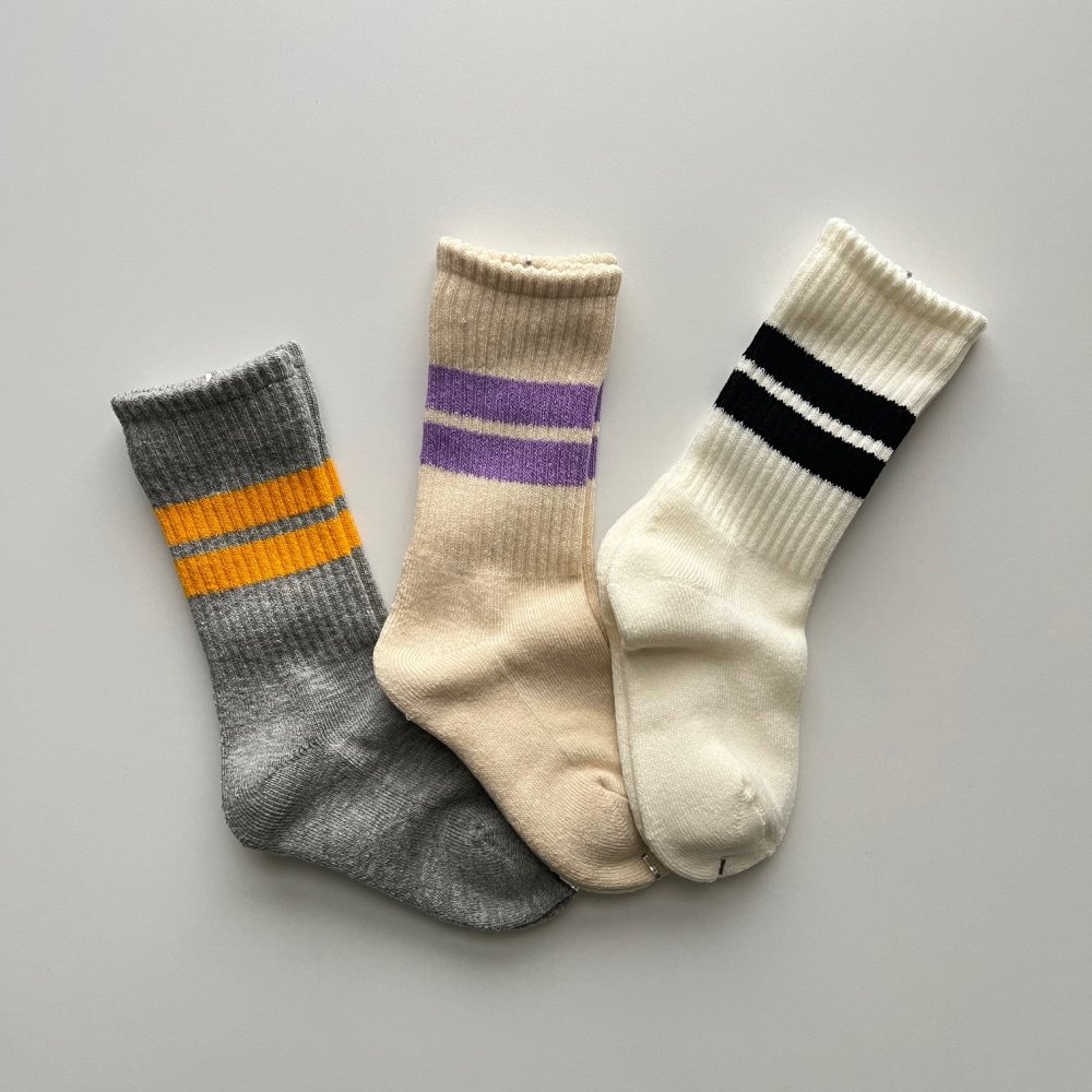 <img class='new_mark_img1' src='https://img.shop-pro.jp/img/new/icons14.gif' style='border:none;display:inline;margin:0px;padding:0px;width:auto;' />line socks