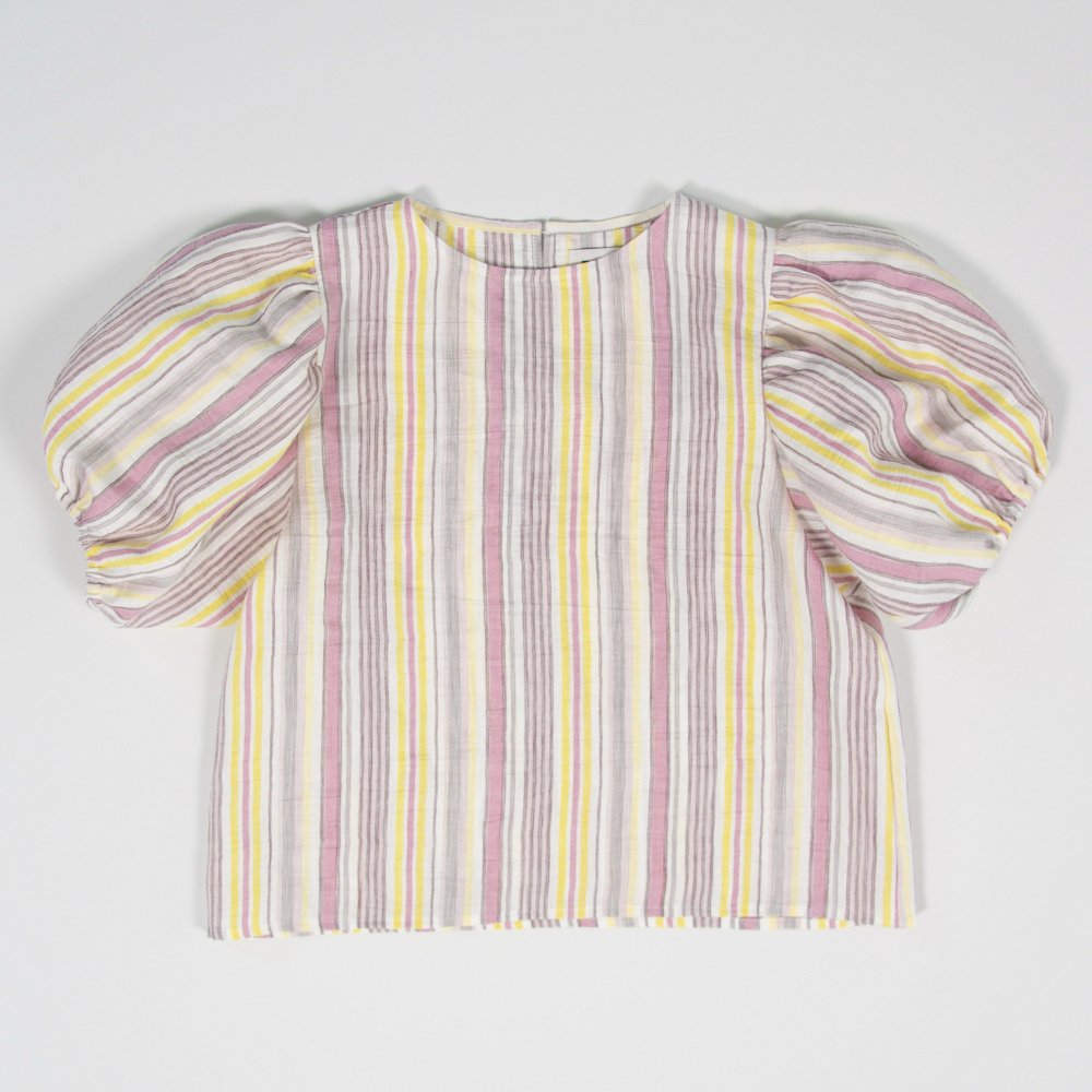 <img class='new_mark_img1' src='https://img.shop-pro.jp/img/new/icons14.gif' style='border:none;display:inline;margin:0px;padding:0px;width:auto;' />striped volumed sleeve top - multicolor stripes