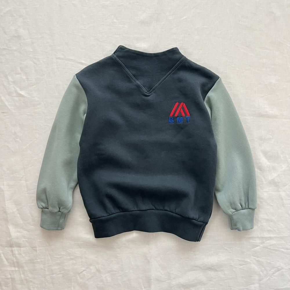 <img class='new_mark_img1' src='https://img.shop-pro.jp/img/new/icons20.gif' style='border:none;display:inline;margin:0px;padding:0px;width:auto;' />v-neck sweat shirts bonmot - navy -50%off