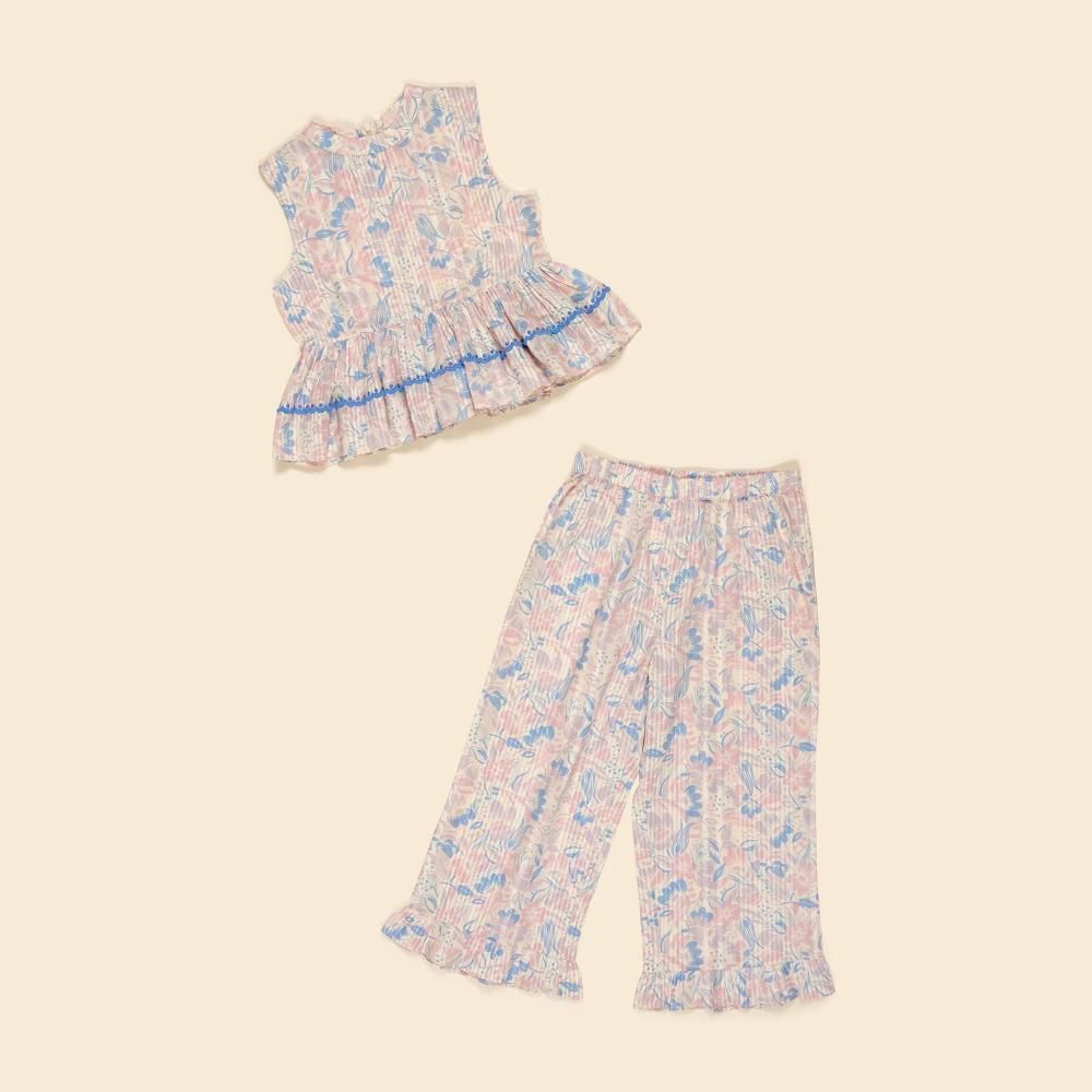 <img class='new_mark_img1' src='https://img.shop-pro.jp/img/new/icons14.gif' style='border:none;display:inline;margin:0px;padding:0px;width:auto;' />wini trouser set - 50's floral