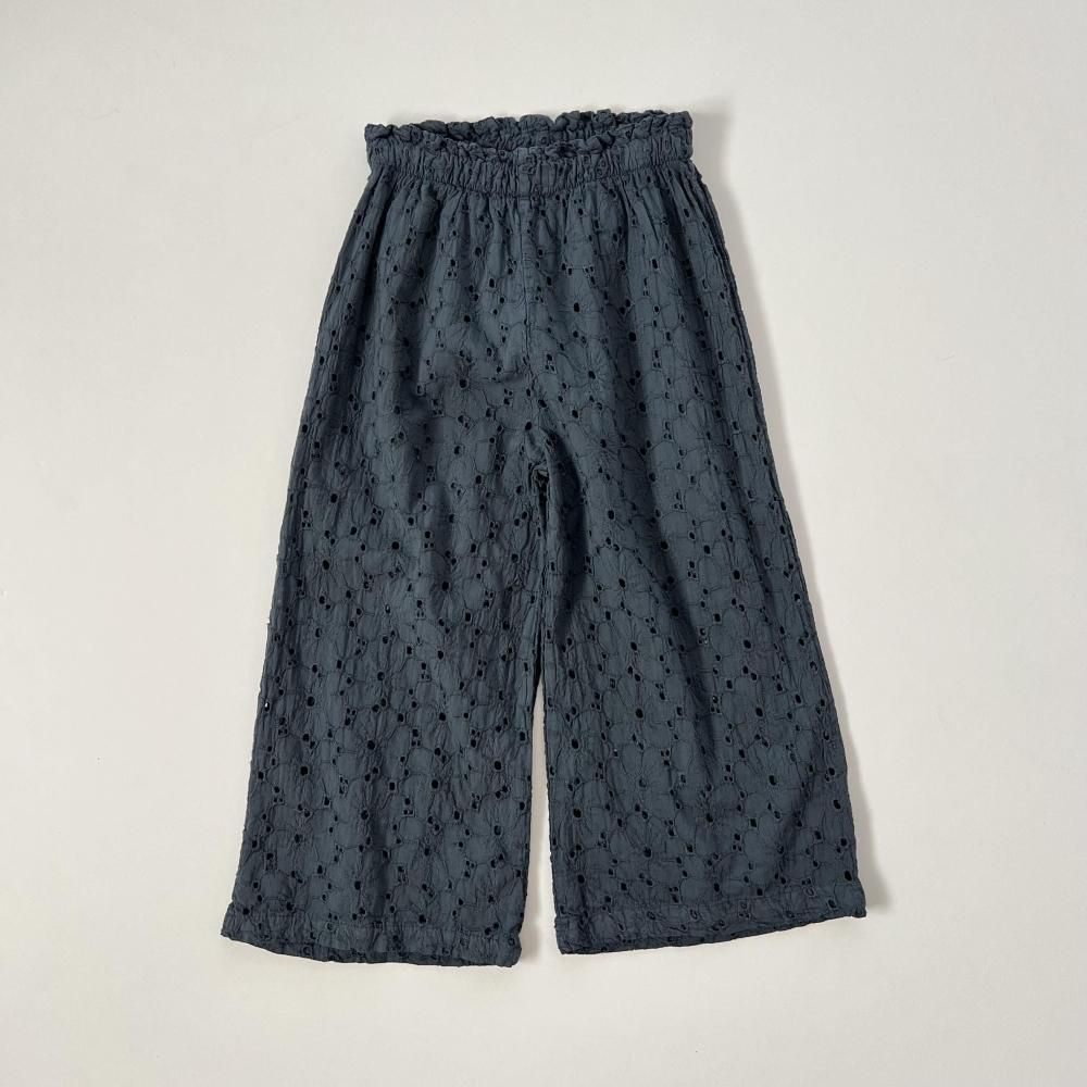 <img class='new_mark_img1' src='https://img.shop-pro.jp/img/new/icons14.gif' style='border:none;display:inline;margin:0px;padding:0px;width:auto;' />embroidery pants - nuit