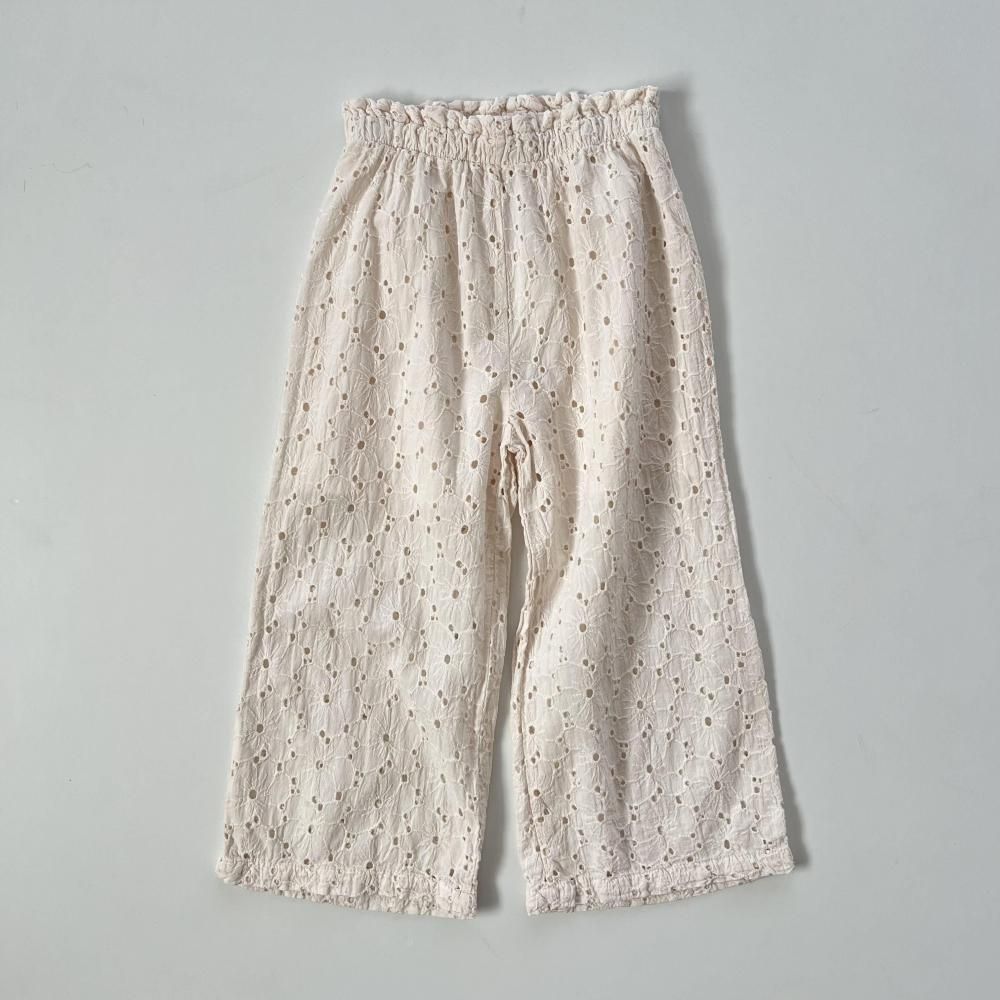 <img class='new_mark_img1' src='https://img.shop-pro.jp/img/new/icons14.gif' style='border:none;display:inline;margin:0px;padding:0px;width:auto;' />embroidery pants - ivory