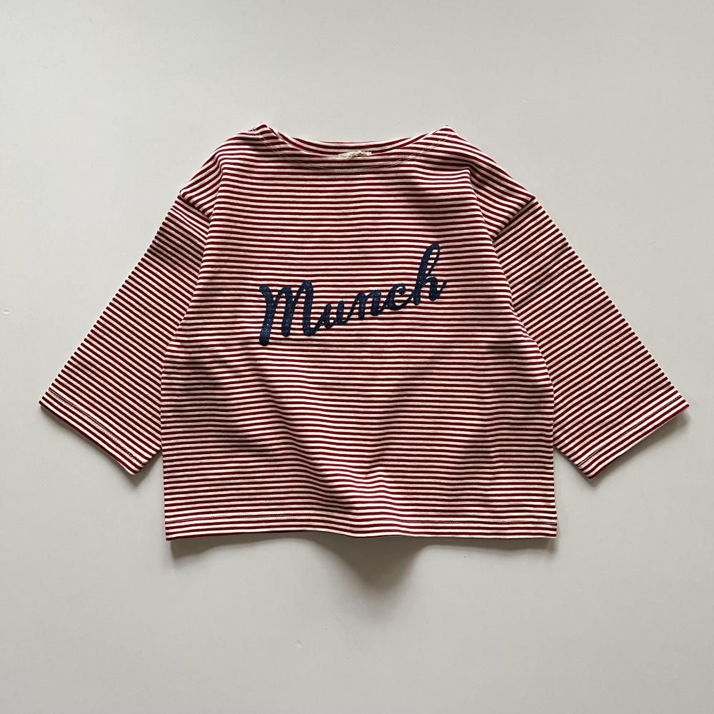<img class='new_mark_img1' src='https://img.shop-pro.jp/img/new/icons14.gif' style='border:none;display:inline;margin:0px;padding:0px;width:auto;' />striped embroidery long tee - red