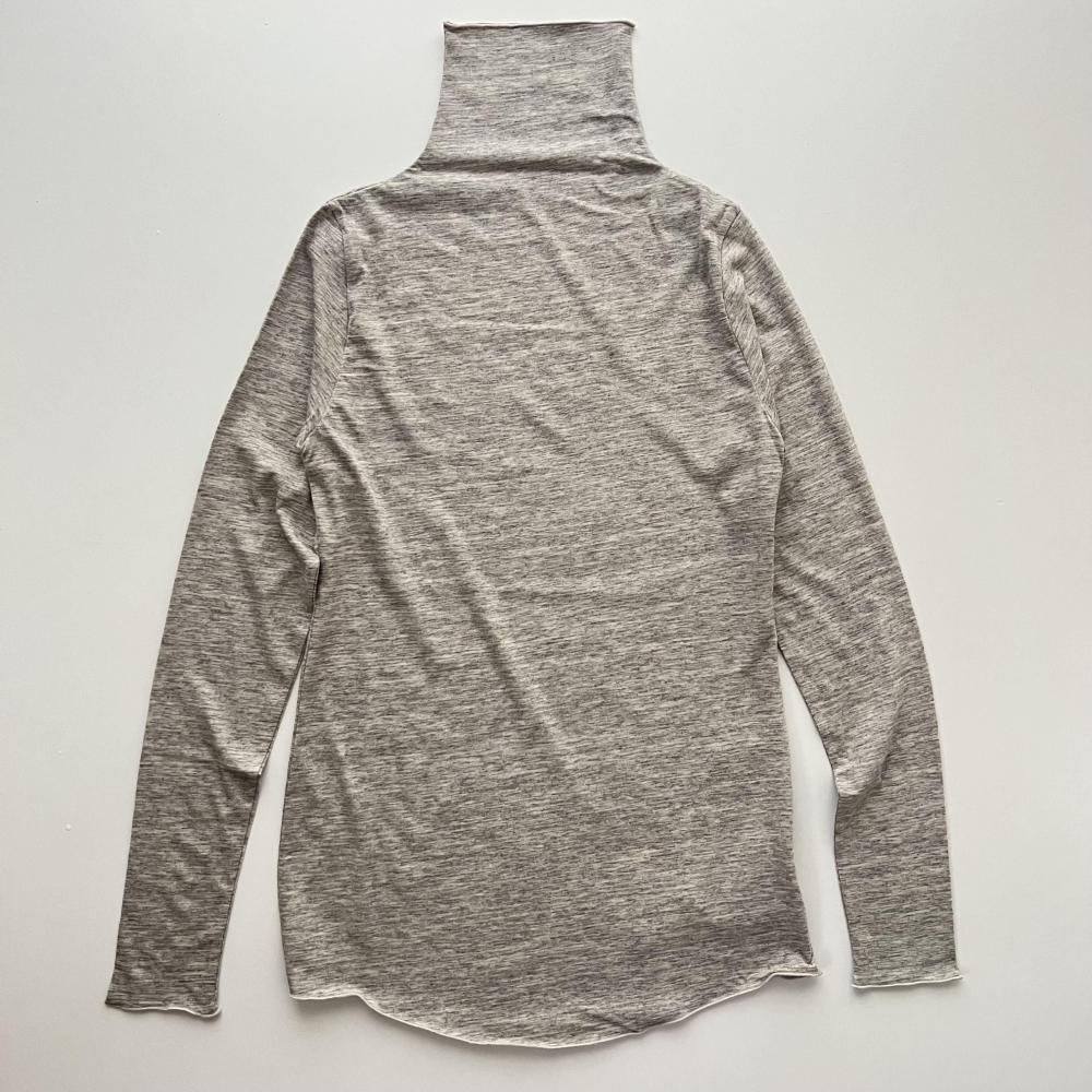 <img class='new_mark_img1' src='https://img.shop-pro.jp/img/new/icons14.gif' style='border:none;display:inline;margin:0px;padding:0px;width:auto;' />cotton cashmere high neck T - gray