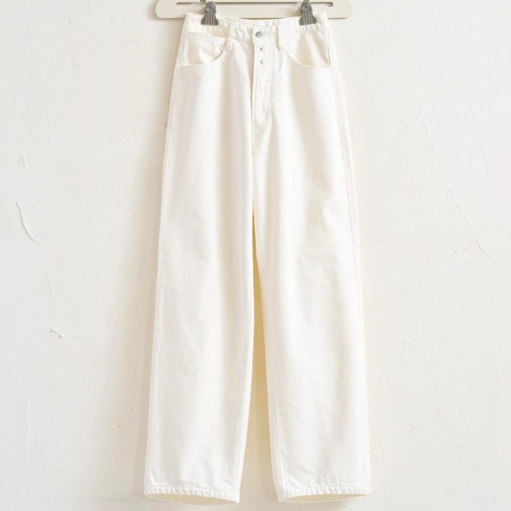 <img class='new_mark_img1' src='https://img.shop-pro.jp/img/new/icons14.gif' style='border:none;display:inline;margin:0px;padding:0px;width:auto;' />14oz denim wide pants - white