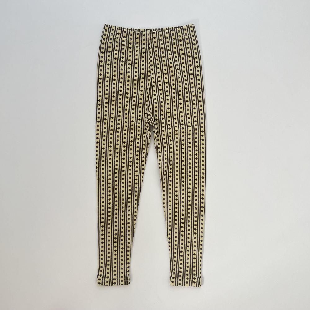 <img class='new_mark_img1' src='https://img.shop-pro.jp/img/new/icons14.gif' style='border:none;display:inline;margin:0px;padding:0px;width:auto;' />legging - raffia little house floral