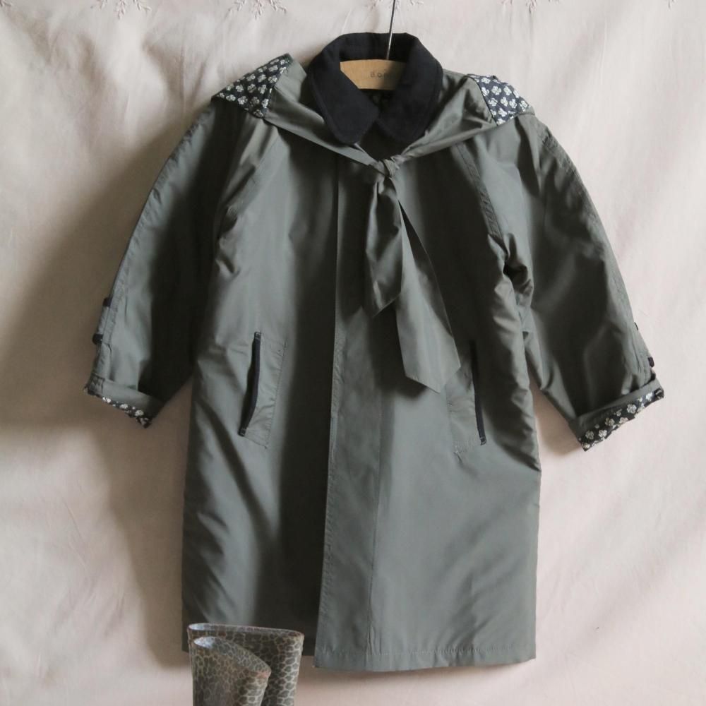 <img class='new_mark_img1' src='https://img.shop-pro.jp/img/new/icons14.gif' style='border:none;display:inline;margin:0px;padding:0px;width:auto;' />trench coat - khaki green waterproof fabric