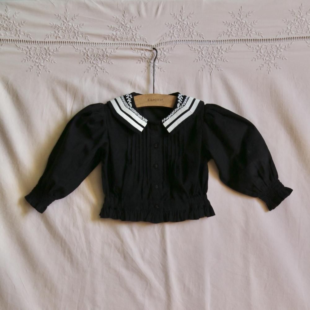 <img class='new_mark_img1' src='https://img.shop-pro.jp/img/new/icons14.gif' style='border:none;display:inline;margin:0px;padding:0px;width:auto;' />sailor blouse - black baby cord