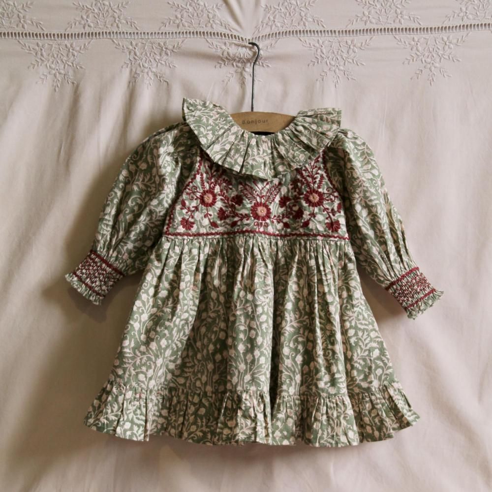 <img class='new_mark_img1' src='https://img.shop-pro.jp/img/new/icons14.gif' style='border:none;display:inline;margin:0px;padding:0px;width:auto;' />iris tunic - leaf block print