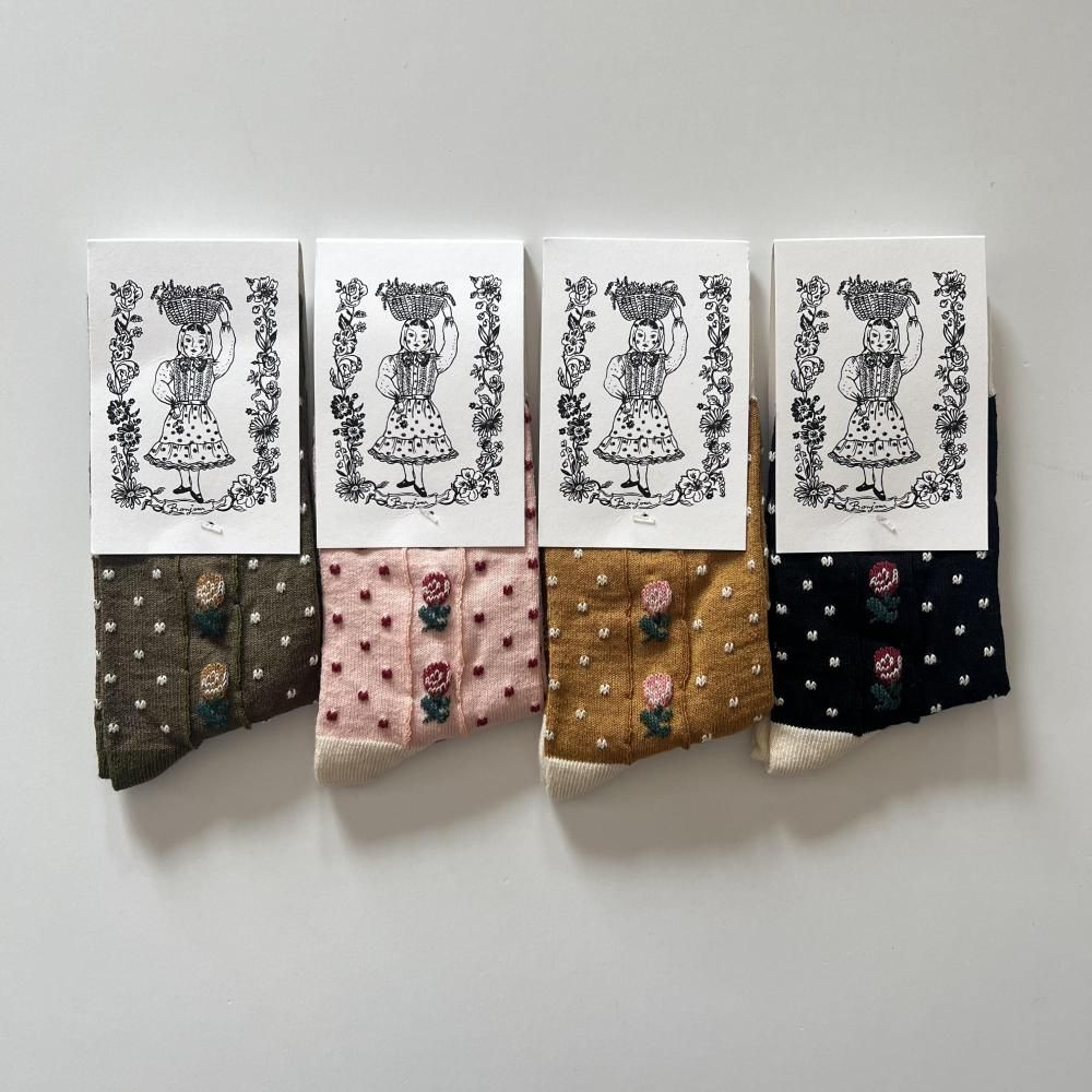 <img class='new_mark_img1' src='https://img.shop-pro.jp/img/new/icons14.gif' style='border:none;display:inline;margin:0px;padding:0px;width:auto;' />dot flowers socks