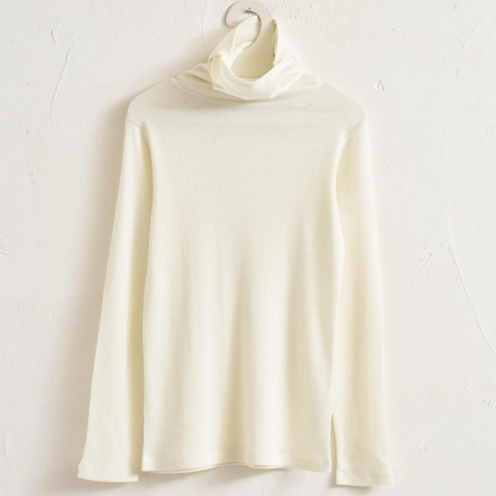 <img class='new_mark_img1' src='https://img.shop-pro.jp/img/new/icons14.gif' style='border:none;display:inline;margin:0px;padding:0px;width:auto;' />washable wool hoodie - white