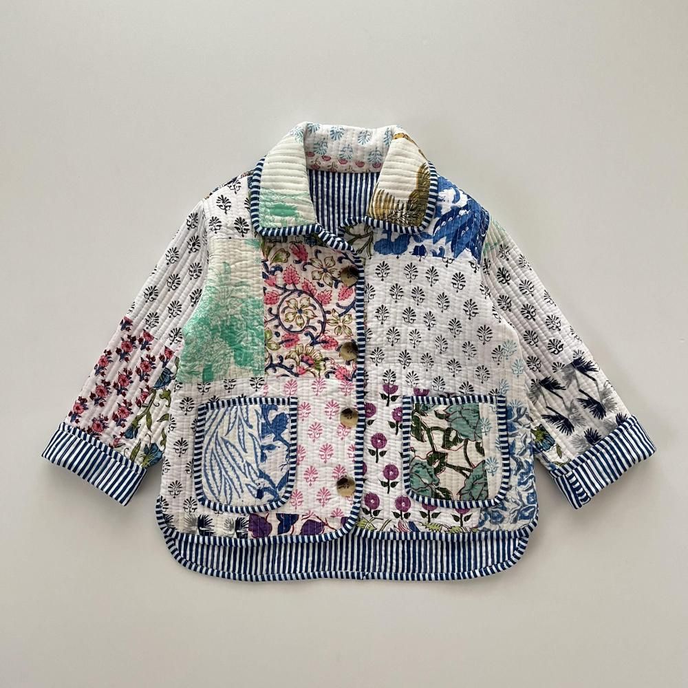 <img class='new_mark_img1' src='https://img.shop-pro.jp/img/new/icons14.gif' style='border:none;display:inline;margin:0px;padding:0px;width:auto;' />quilted jacket - blue stripe