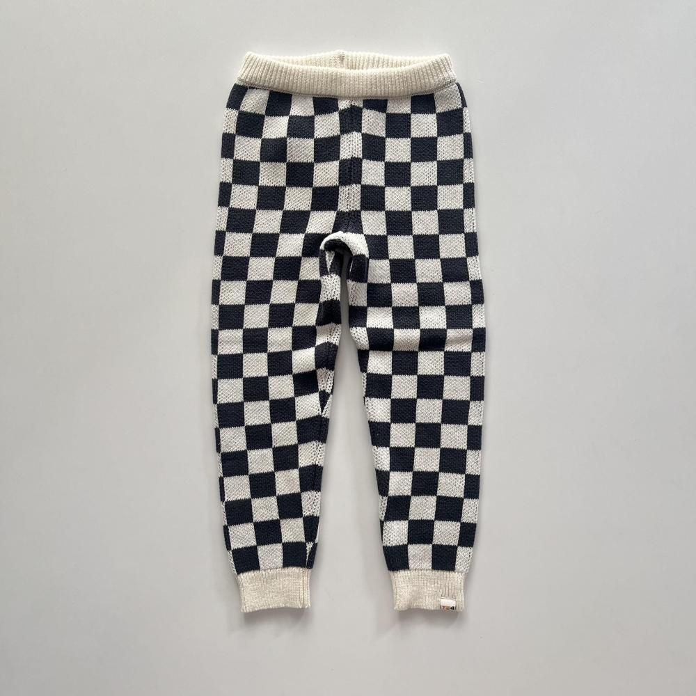<img class='new_mark_img1' src='https://img.shop-pro.jp/img/new/icons14.gif' style='border:none;display:inline;margin:0px;padding:0px;width:auto;' />checked knitted leggings - checkmate