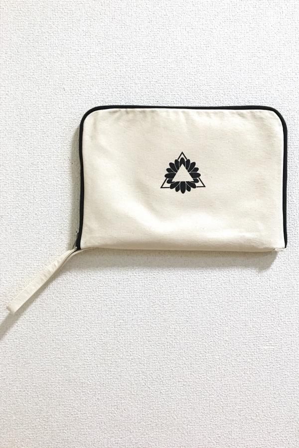 CLUTCH BAG NAT / BK - ARTWARP