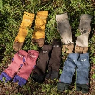 <img class='new_mark_img1' src='https://img.shop-pro.jp/img/new/icons6.gif' style='border:none;display:inline;margin:0px;padding:0px;width:auto;' />HIKER TRASH / ZEN MONK