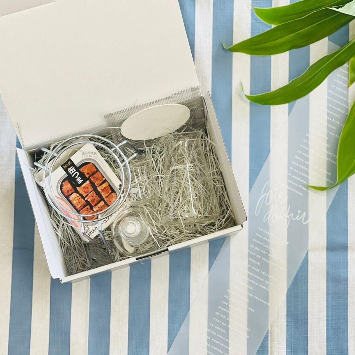 ギフトボックス】 SAKEピッチャー 200mL ビーカー 30mL アルコール