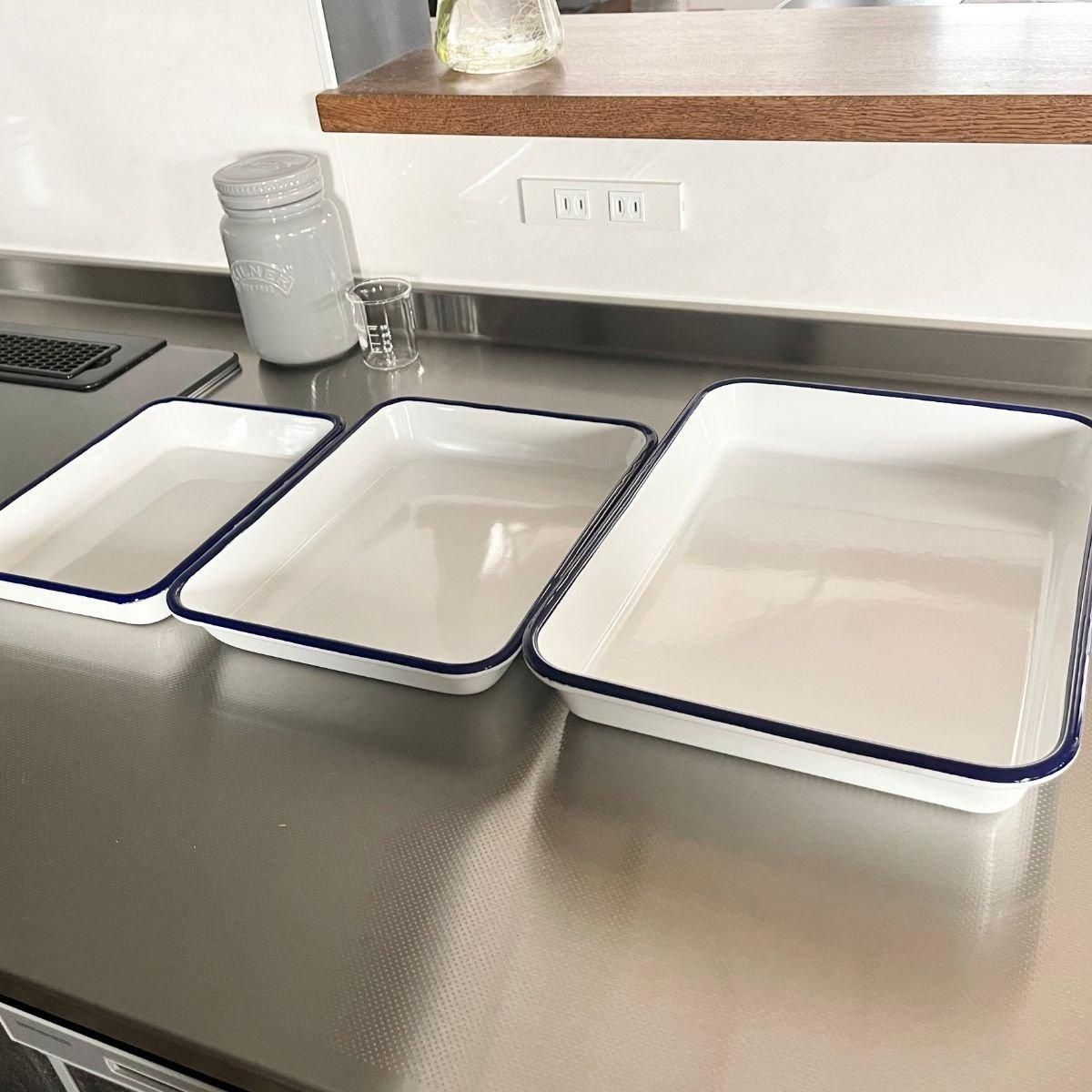 ホーローバット / 4サイズ 琺瑯 バット 調理器具 - RIKEI-ZAKKA ホーローバット / 4サイズ 琺瑯 バット 調理器具 - RIKEI-ZAKKA