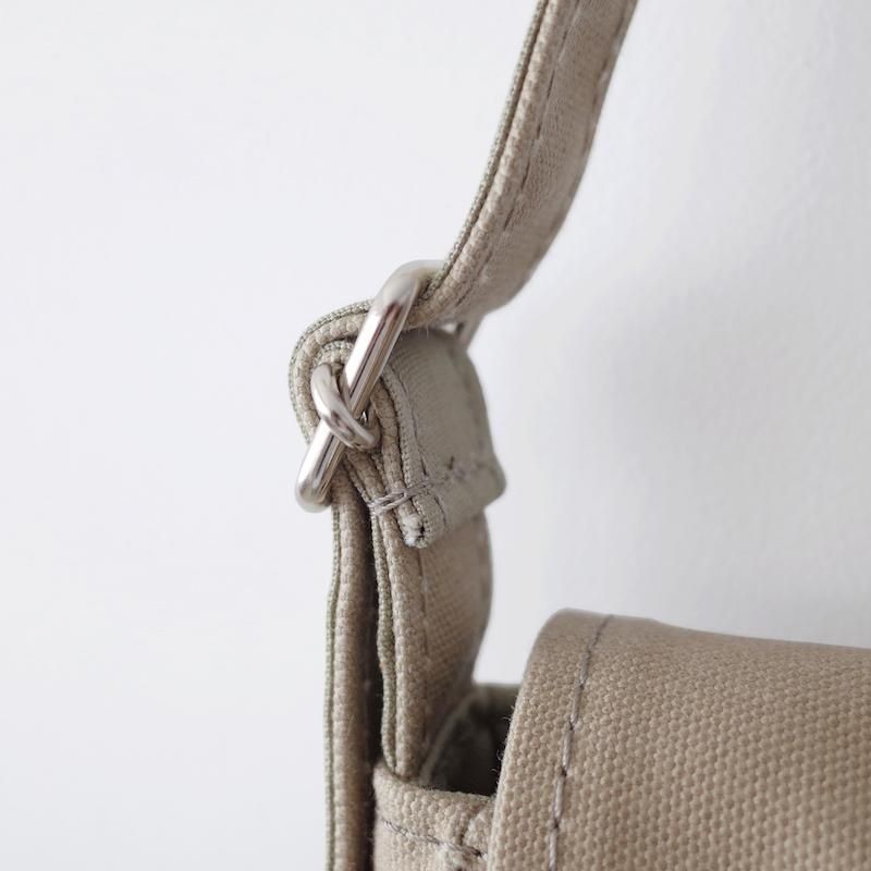 TEMBEA News Bag Small Light Olive / Light Olive