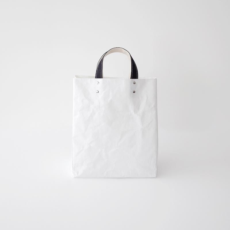 TEMBEA テンベア Paper Tote Medium Pe Cloth White Black