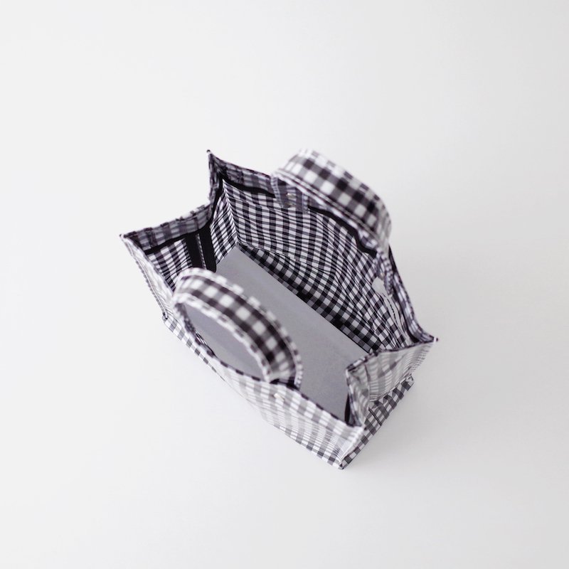 TEMBEA ƥ٥ Paper Tote Small PVC Coating Gingham Black
