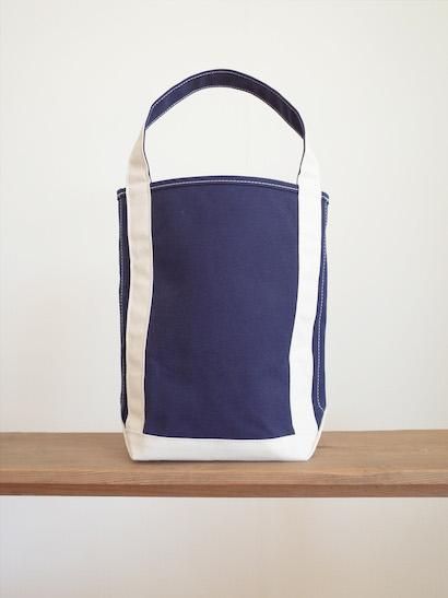 TEMBEA Baguette Tote - Navy / Natural