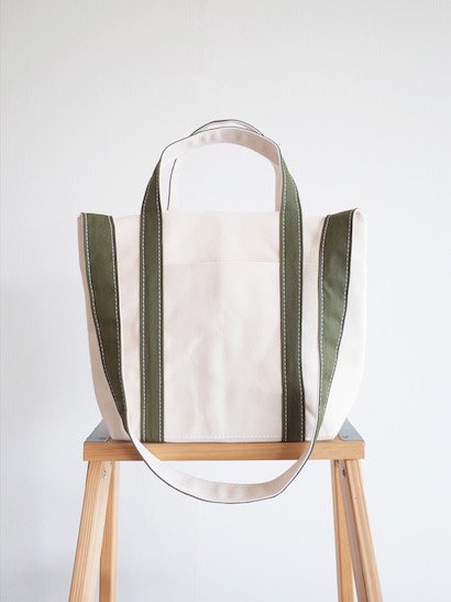 TEMBEA Club Tote Small - Natural / Olive