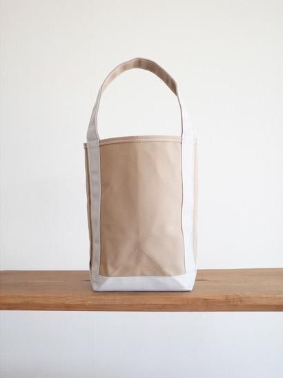 TEMBEA Baguette Tote Small - Beige / Lt Gray