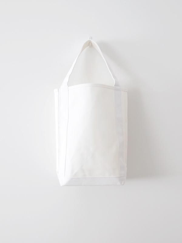 TEMBEA Baguette Tote - White / White