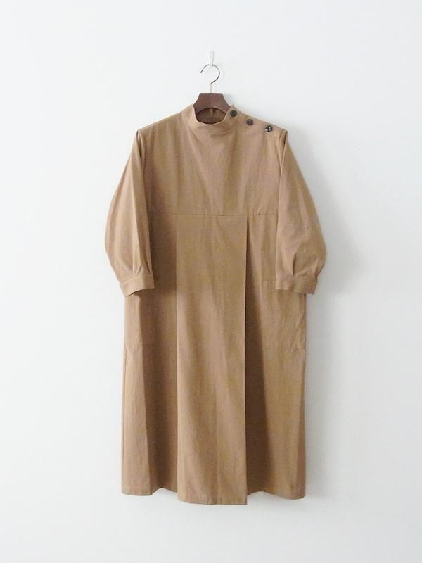 Atelier D Antan Kott スタンドカラーワンピース Khaki