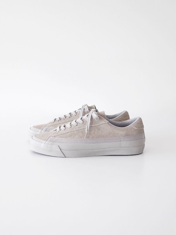 ASAHI BELTED LOW SUEDE - GRAY / GRAY