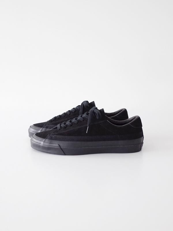 ASAHI BELTED LOW SUEDE - BLACK / BLACK