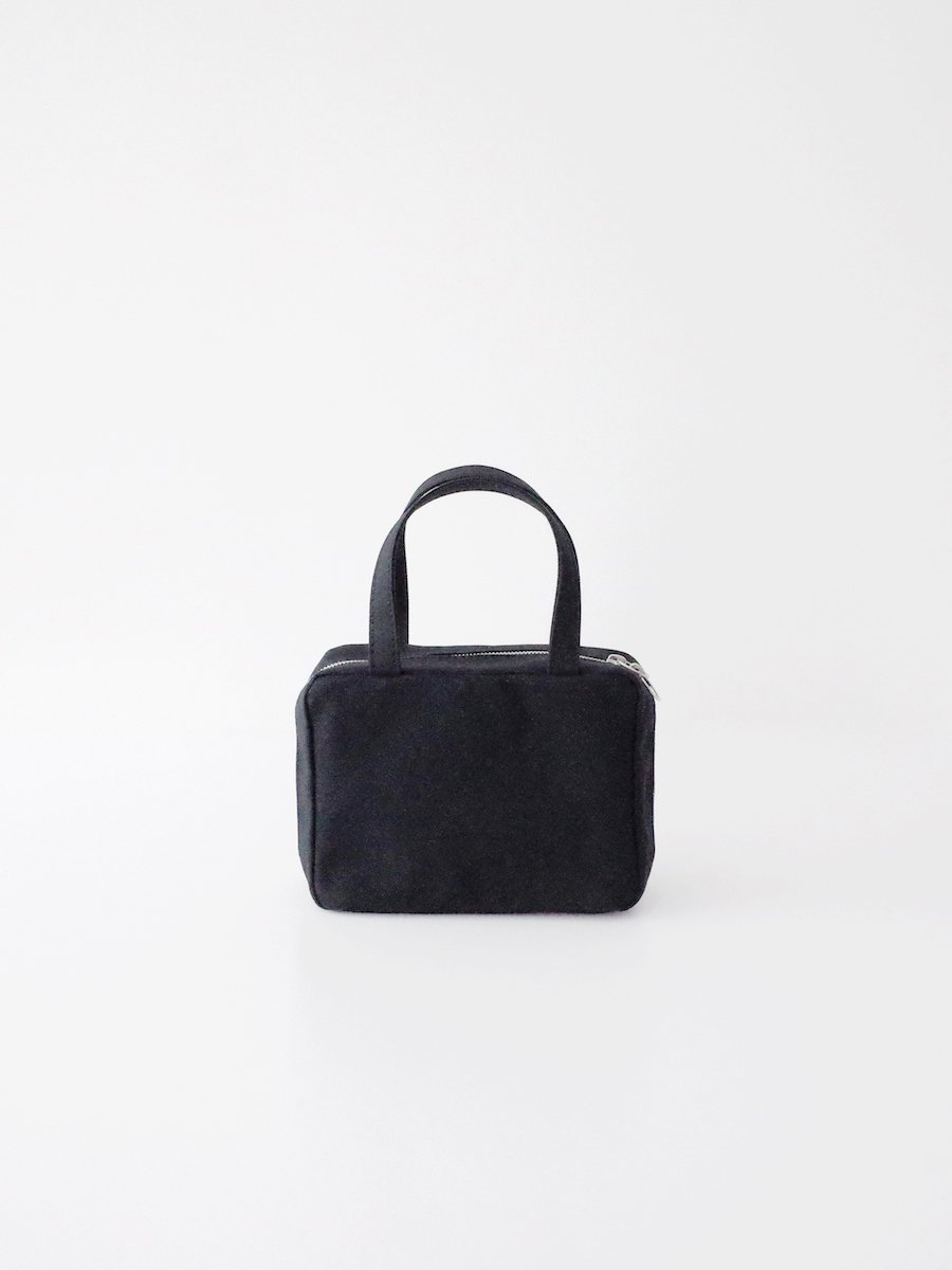 <img class='new_mark_img1' src='https://img.shop-pro.jp/img/new/icons21.gif' style='border:none;display:inline;margin:0px;padding:0px;width:auto;' />【20%OFF】TEMBEA Boston Bag Small - Black